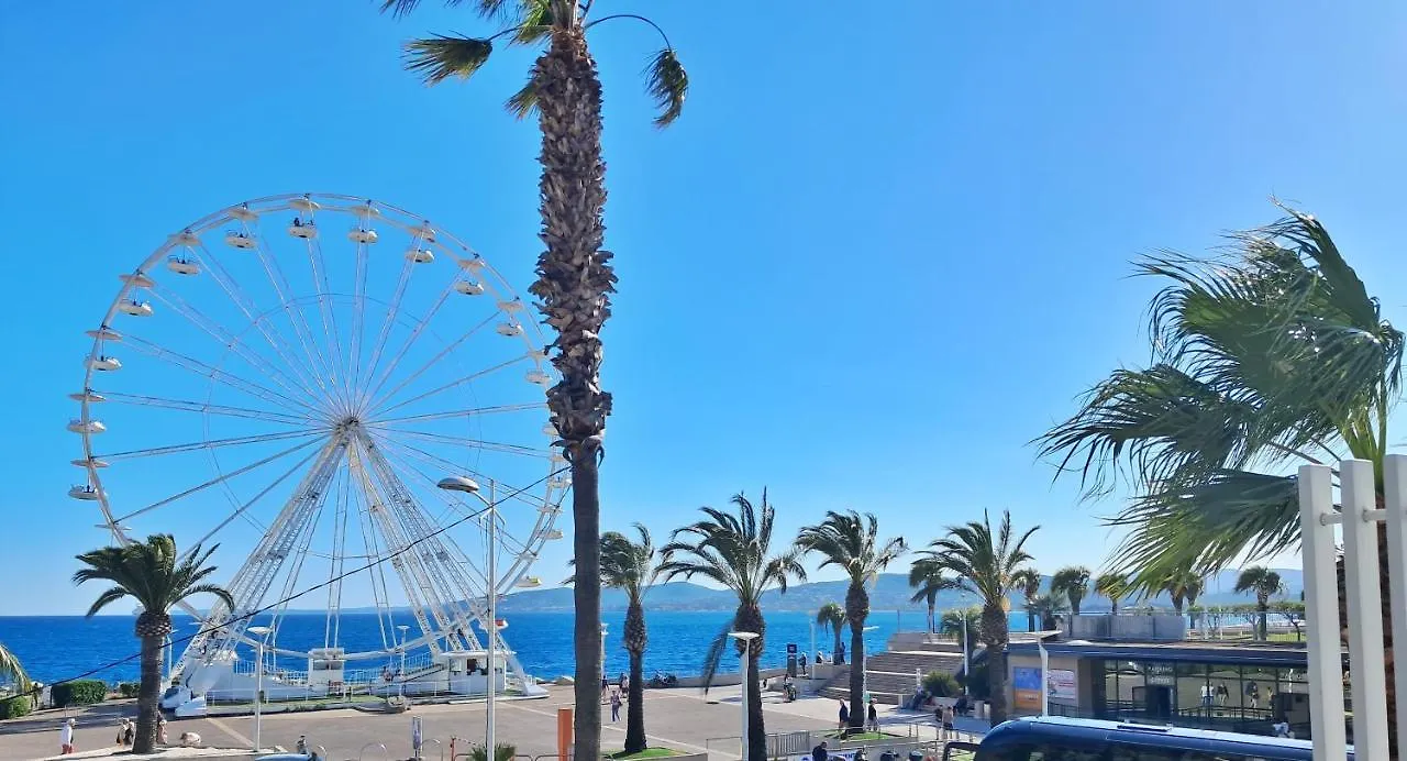 Saint-Raphael-Front De Mer-Wifi-Clim Apartment Saint-Raphael (Var)